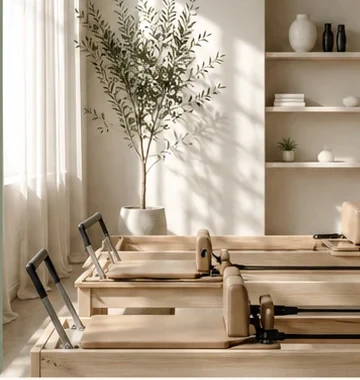 Dettaglio sala Pilates con luce naturale